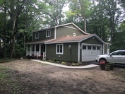 Choosing the Right Siding Color for Your Home